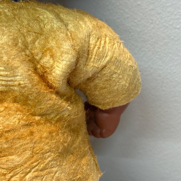 Vintage 1960's Alaskan Canadian Native American Inuit Doll with Real Fur - Picture 11 of 13